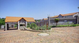 1 Bedroom Apartment, Pebblestone Creek, Buccleuch, Johannesburg